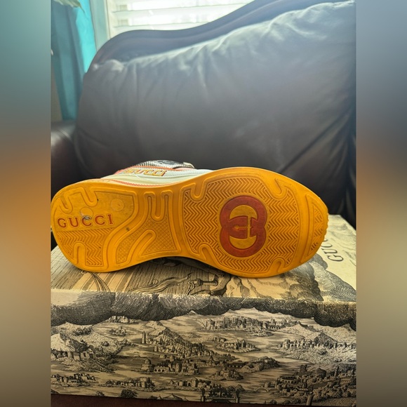 Gucci multicolor sneaker size 36. Women - Picture 3 of 7